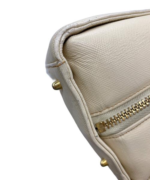 VALENTINO GARAVANI（ヴァレンティノ・ガラヴァーニ）VALENTINO GARAVANI (ヴァレンティノ・ガラヴァーニ) 2WAYバッグ ホワイトの古着・服飾アイテム