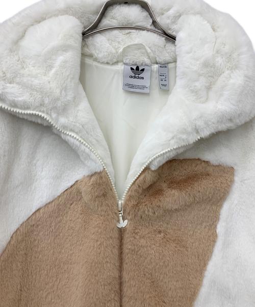 adidas（アディダス）adidas (アディダス) ファートラックジャケット ホワイト×ベージュ サイズ:Mの古着・服飾アイテム
