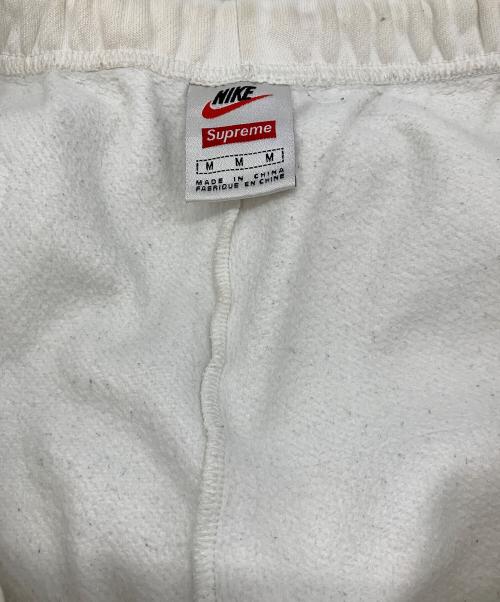 NIKE（ナイキ）NIKE (ナイキ) SUPREME (シュプリーム) スウェットハーフパンツ ホワイト サイズ:Mの古着・服飾アイテム