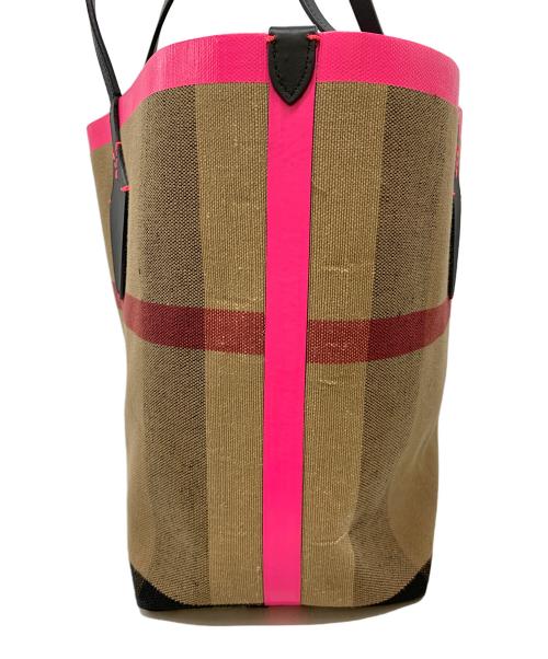 BURBERRY（バーバリー）BURBERRY (バーバリー) The Medium Giant Reversible Tote in Canvas and Leather ベージュ×ブラックの古着・服飾アイテム