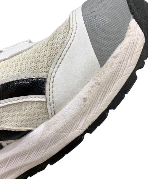 asics（アシックス）asics (アシックス) プロテクティブスニーカー ホワイトブラック サイズ:28の古着・服飾アイテム