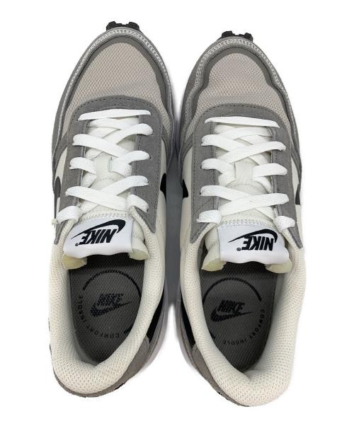 NIKE（ナイキ）NIKE (ナイキ) ワッフル ナビ ホワイト×グレー サイズ:24の古着・服飾アイテム