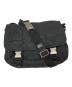 PRADA (プラダ) メッセンジャーバッグ：20000円