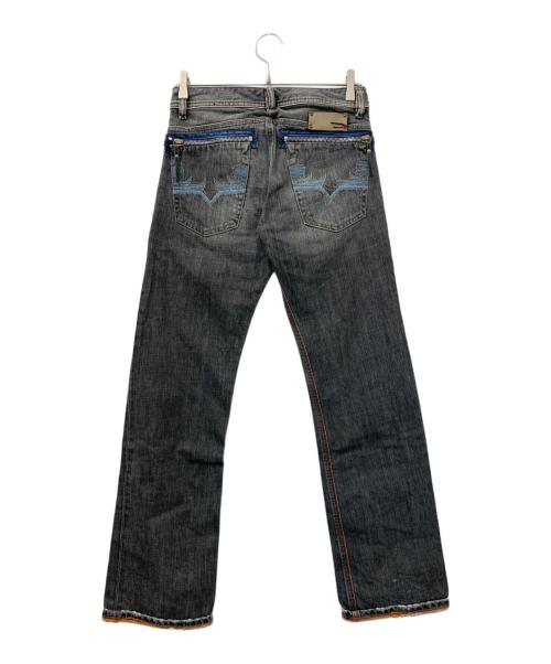 DIESEL（ディーゼル）DIESEL (ディーゼル) デニムパンツ グレー サイズ:27の古着・服飾アイテム