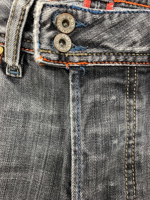 DIESEL（ディーゼル）DIESEL (ディーゼル) デニムパンツ グレー サイズ:27の古着・服飾アイテム