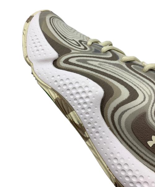 UNDER ARMOUR（アンダーアーマー）UNDER ARMOUR (アンダーアーマー) バスケットシューズ スポーン6 カモ ブラウン×イエロー サイズ:26の古着・服飾アイテム