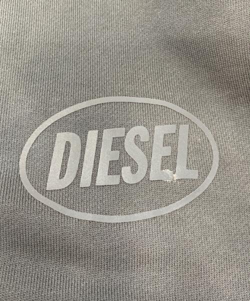 DIESEL（ディーゼル）DIESEL (ディーゼル) S-GINN-ERO クルーネックスウェット グレー サイズ:XLの古着・服飾アイテム