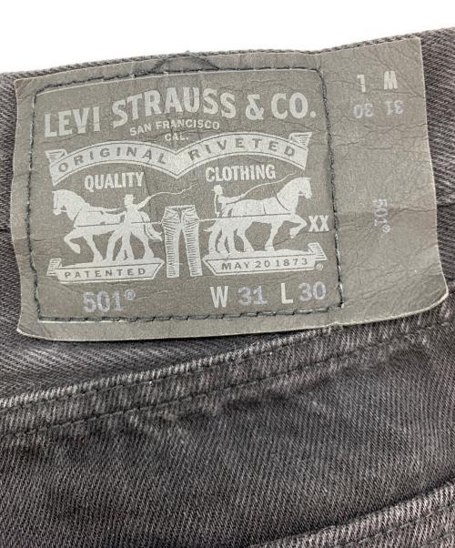 LEVI'S（リーバイス）LEVI'S (リーバイス) デニムパンツ ブラック サイズ:78.5cm (W31)の古着・服飾アイテム