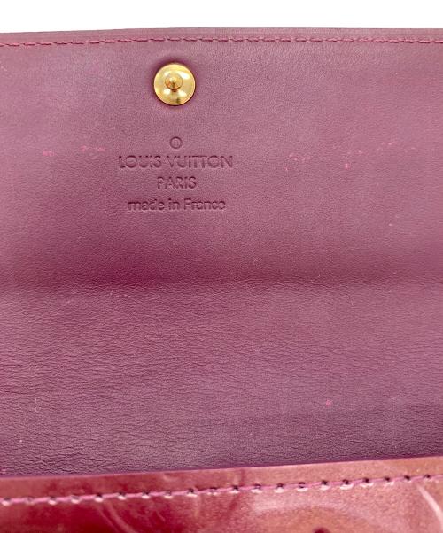 LOUIS VUITTON（ルイ ヴィトン）LOUIS VUITTON (ルイ ヴィトン) ポルトフォイユ・サラ アマラントの古着・服飾アイテム