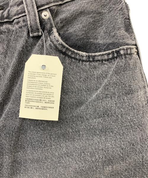 LEVI'S（リーバイス）LEVI'S (リーバイス) BAGGY DAD グレー サイズ:W28×L30 未使用品の古着・服飾アイテム