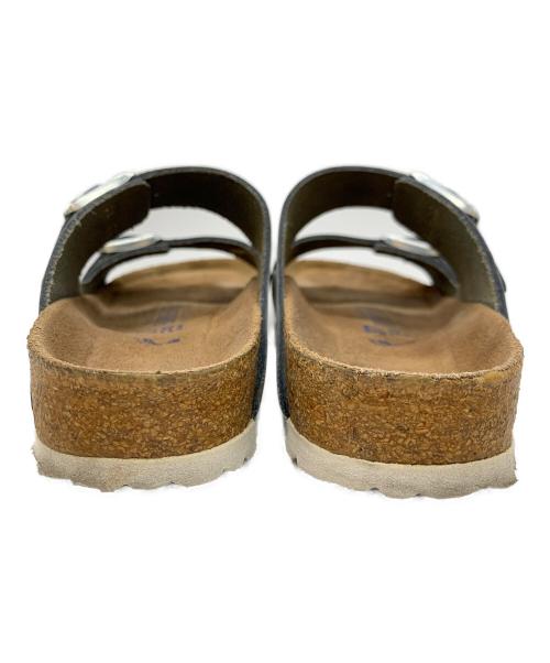 BIRKENSTOCK（ビルケンシュトック）BIRKENSTOCK (ビルケンシュトック) サンダル メタリックシルバー×ナチュラル サイズ:24の古着・服飾アイテム