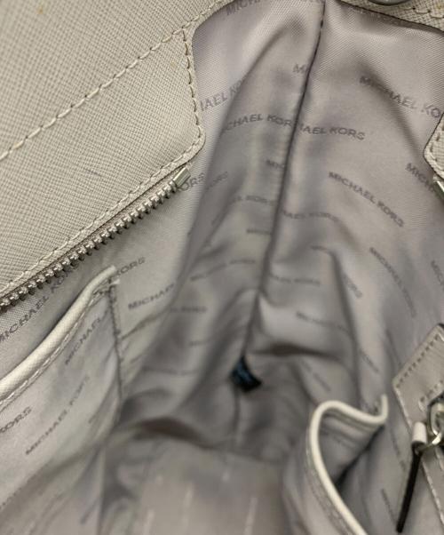 MICHAEL KORS（マイケルコース）MICHAEL KORS (マイケルコース) トートバッグ ベージュの古着・服飾アイテム