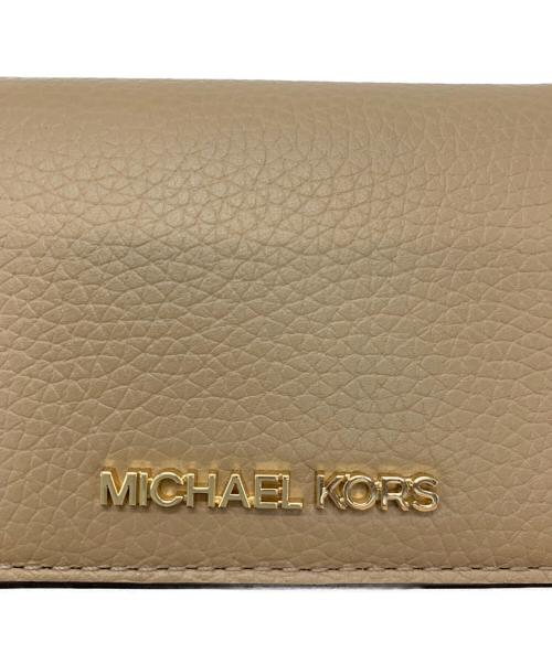 MICHAEL KORS（マイケルコース）MICHAEL KORS (マイケルコース) 3つ折り財布 ベージュの古着・服飾アイテム