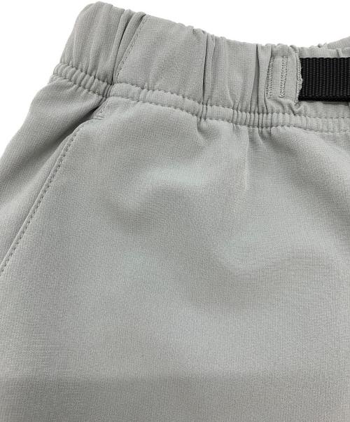 GRAMICCI（グラミチ）GRAMICCI (グラミチ) ウェザーニューナローパンツ グレー サイズ:Mの古着・服飾アイテム