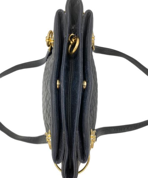 BALLY（バリー）BALLY (バリー) キルティングショルダーバッグ ブラックの古着・服飾アイテム