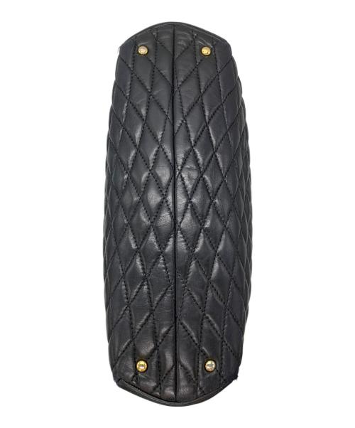 BALLY（バリー）BALLY (バリー) キルティングショルダーバッグ ブラックの古着・服飾アイテム