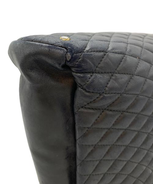 BALLY（バリー）BALLY (バリー) キルティングショルダーバッグ ブラックの古着・服飾アイテム
