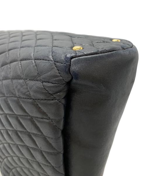 BALLY（バリー）BALLY (バリー) キルティングショルダーバッグ ブラックの古着・服飾アイテム