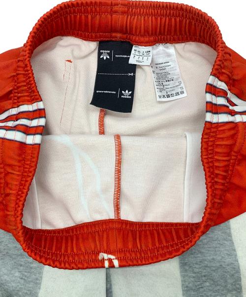 adidas（アディダス）adidas (アディダス) ALEXANDER WANG (アレキサンダー・ワン) ジャージパンツ レッド×グレー サイズ:Sの古着・服飾アイテム
