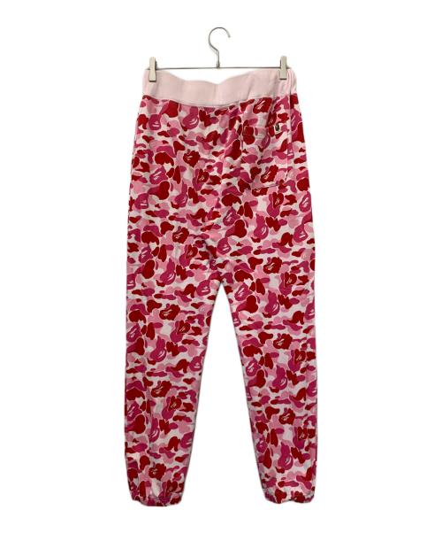 A BATHING APE（アベイシングエイプ）A BATHING APE (アベイシングエイプ) カモフラスウェットパンツ ピンク サイズ:Mの古着・服飾アイテム