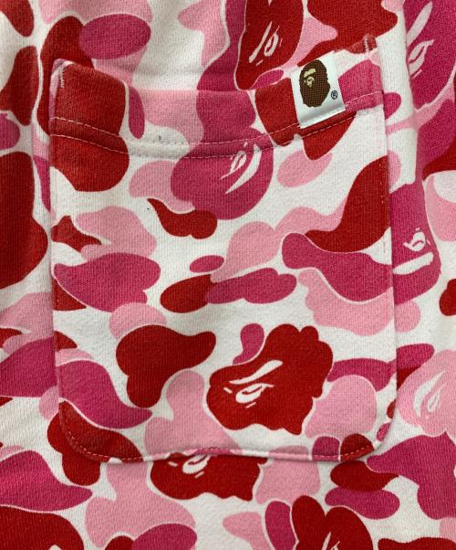 A BATHING APE（アベイシングエイプ）A BATHING APE (アベイシングエイプ) カモフラスウェットパンツ ピンク サイズ:Mの古着・服飾アイテム
