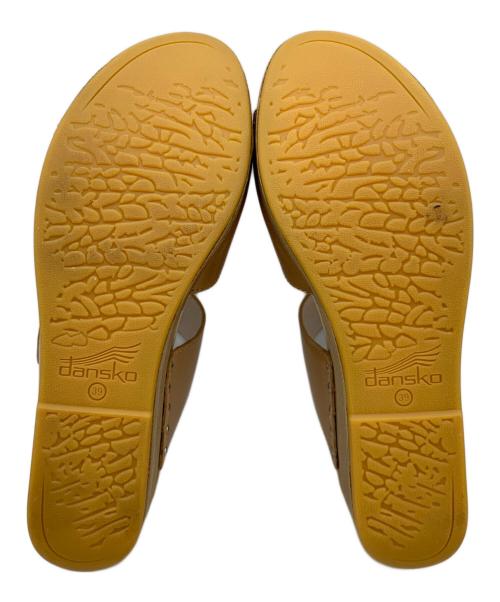 dansko（ダンスコ）Dansko (ダンスコ) レザーストラップサンダル ブラウン サイズ:EUR 39の古着・服飾アイテム