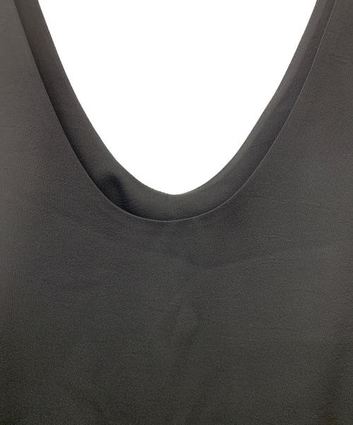 Plage（プラージュ）Plage (プラージュ) DULL SATIN SCARF SET TANK ブラック サイズ:F 未使用品の古着・服飾アイテム