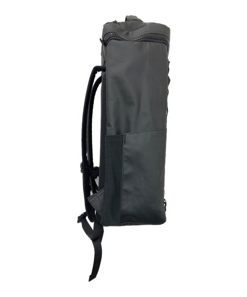 OAKLEY（オークリー）OAKLEY (オークリー) バックパック ブラックの古着・服飾アイテム