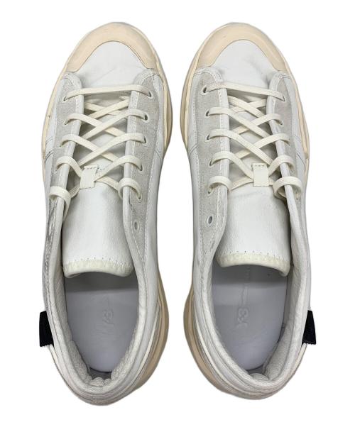 Y-3（ワイスリー）Y-3 (ワイスリー) Ajatu Court Low ホワイト サイズ:28.5の古着・服飾アイテム
