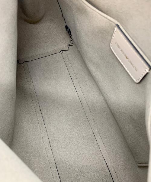 EMPORIO ARMANI（エンポリオ アルマーニ）EMPORIO ARMANI (エンポリオ アルマーニ) セミショルダーバッグ ベージュ 未使用品の古着・服飾アイテム