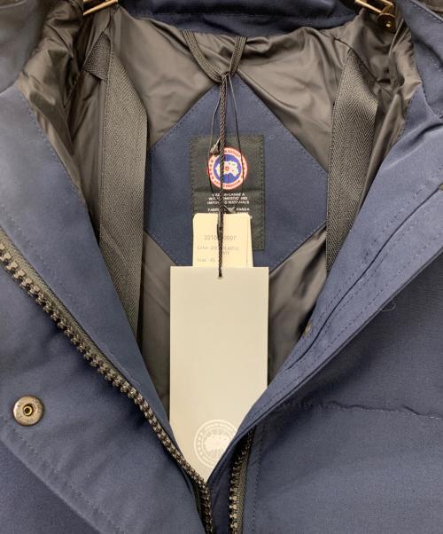 CANADA GOOSE（カナダグース）CANADA GOOSE (カナダグース) ダウンジャケット ネイビー サイズ:XS 未使用品の古着・服飾アイテム