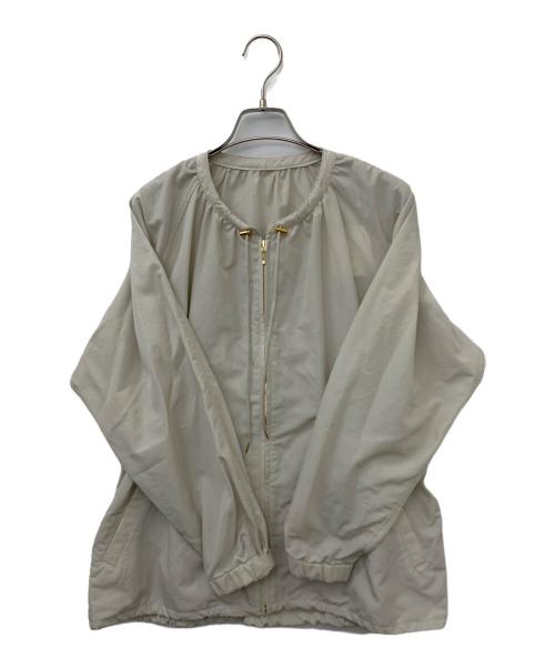 green label relaxing（グリーンレーベルリラクシング）green label relaxing (グリーンレーベルリラクシング) ギャザー ノーカラー ブルゾン ホワイト サイズ:36の古着・服飾アイテム