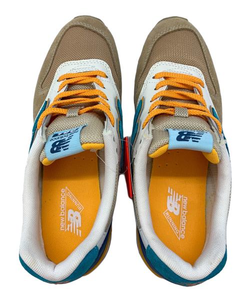 NEW BALANCE（ニューバランス）NEW BALANCE (ニューバランス) スニーカー ベージュ サイズ:24の古着・服飾アイテム