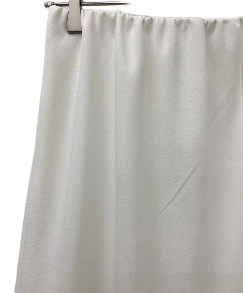 SHENERY（シーナリー）SHENERY (シーナリー) カットジョーゼットタイトスカート ホワイト サイズ:38の古着・服飾アイテム