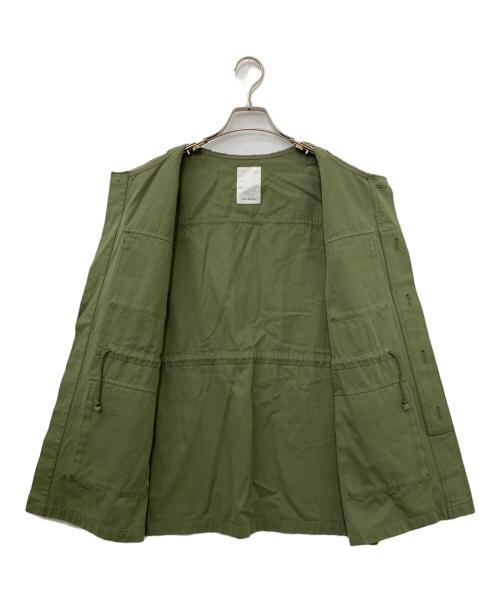 SHENERY（シーナリー）SHENERY (シーナリー) ノーカラーミリタリーベスト カーキ サイズ:Fの古着・服飾アイテム