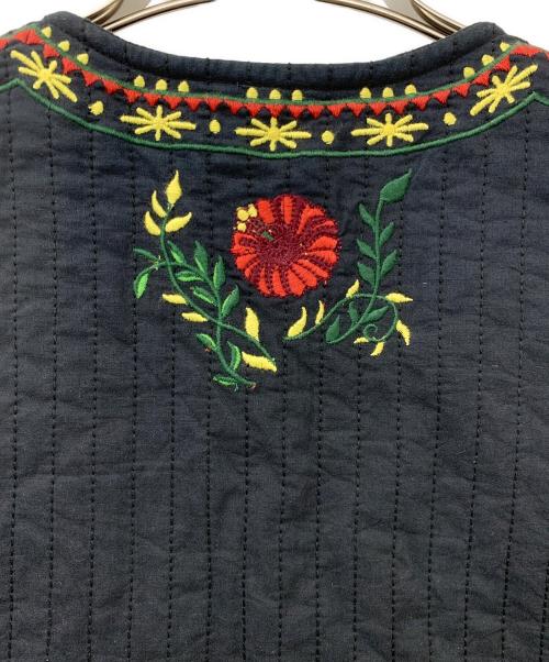 freada（フリーダ）freada (フリーダ) 刺繍ベスト ブラック サイズ:Fの古着・服飾アイテム