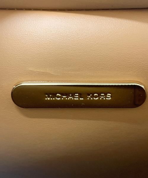 MICHAEL KORS（マイケルコース）MICHAEL KORS (マイケルコース) 2WAYバッグ ベージュの古着・服飾アイテム
