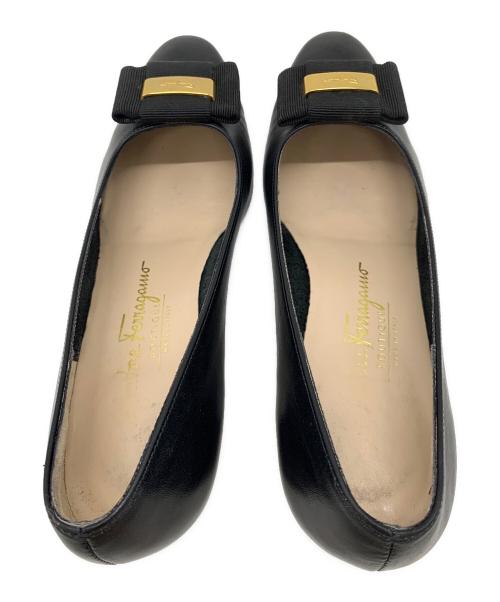 Salvatore Ferragamo（サルヴァトーレ フェラガモ）Salvatore Ferragamo (サルヴァトーレ フェラガモ) リボンパンプス ブラック サイズ:6の古着・服飾アイテム