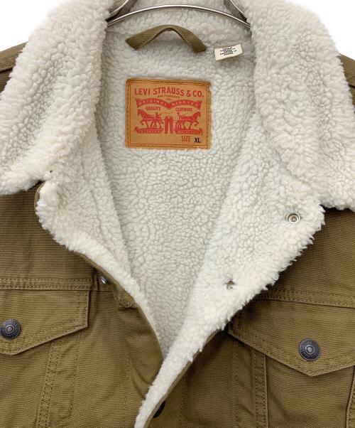 LEVI'S（リーバイス）LEVI'S (リーバイス) シェルパトラッカージャケット ベージュ サイズ:XLの古着・服飾アイテム