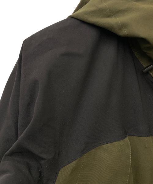 THE NORTH FACE（ザ ノース フェイス）THE NORTH FACE (ザ ノース フェイス) マウンテンジャケット ブラック×グリーン サイズ:Sの古着・服飾アイテム