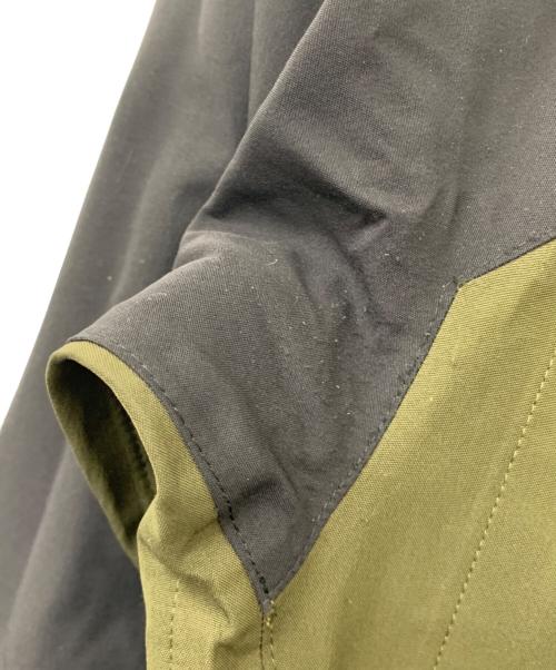 THE NORTH FACE（ザ ノース フェイス）THE NORTH FACE (ザ ノース フェイス) マウンテンジャケット ブラック×グリーン サイズ:Sの古着・服飾アイテム