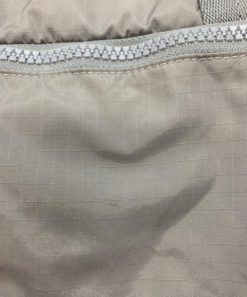 LeSportsac（レスポートサック）LeSportsac (レスポートサック) リュック グレーの古着・服飾アイテム