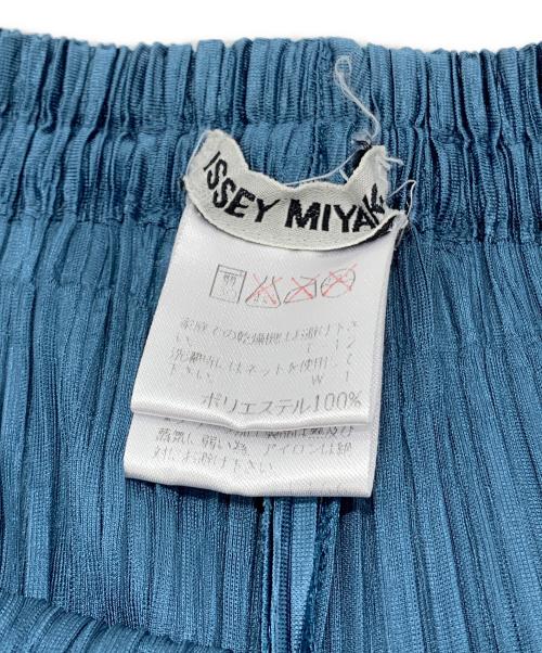 ISSEY MIYAKE（イッセイミヤケ）ISSEY MIYAKE (イッセイミヤケ) プリーツパンツ ブルー サイズ:Lの古着・服飾アイテム