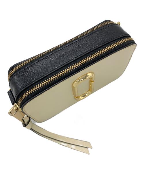 MARC JACOBS（マークジェイコブス）MARC JACOBS (マークジェイコブス) ショルダーバッグ ベージュ×ブラックの古着・服飾アイテム