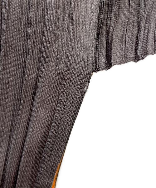 PLEATS PLEASE（プリーツプリーズ）PLEATS PLEASE (プリーツプリーズ) ボーダープリーツカットソー グレー×オレンジ サイズ:3の古着・服飾アイテム