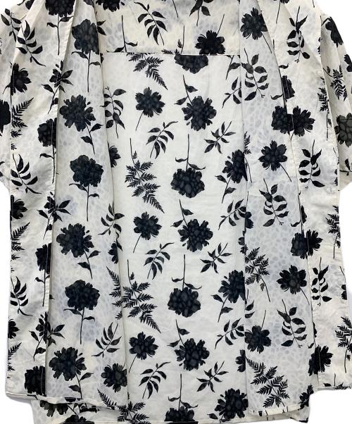 Noen（ノエン）Noen (ノエン) アロハシャツ ホワイト×ブラック サイズ:Fの古着・服飾アイテム