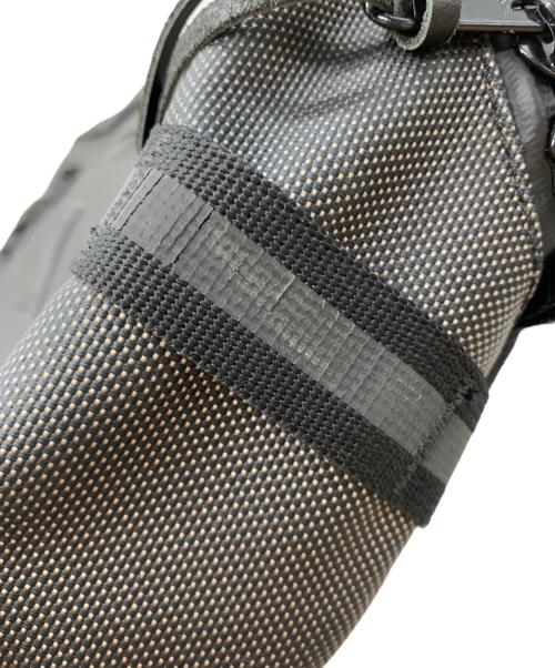 CHROME（クローム）CHROME (クローム) ボディーバッグ ブラックの古着・服飾アイテム