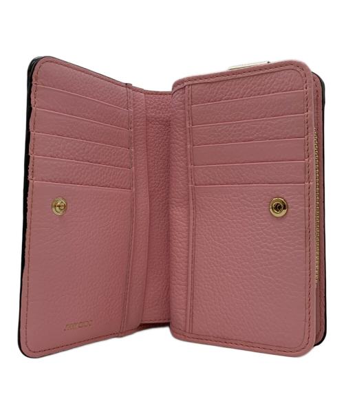 JIMMY CHOO（ジミーチュウ）JIMMY CHOO (ジミーチュウ) スタースタッズ2つ折り財布 ピンクの古着・服飾アイテム