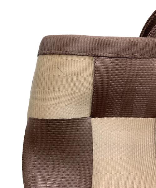 Seatbeltbag（シートベルトバッグ）Seatbeltbag (シートベルトバッグ) トートバッグ ベージュ×ブラウンの古着・服飾アイテム