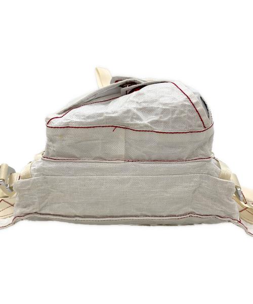 NIKE（ナイキ）NIKE (ナイキ) Tom Sachs (トム・サックス) NIKECRAFT Exploding Poncho ホワイトの古着・服飾アイテム